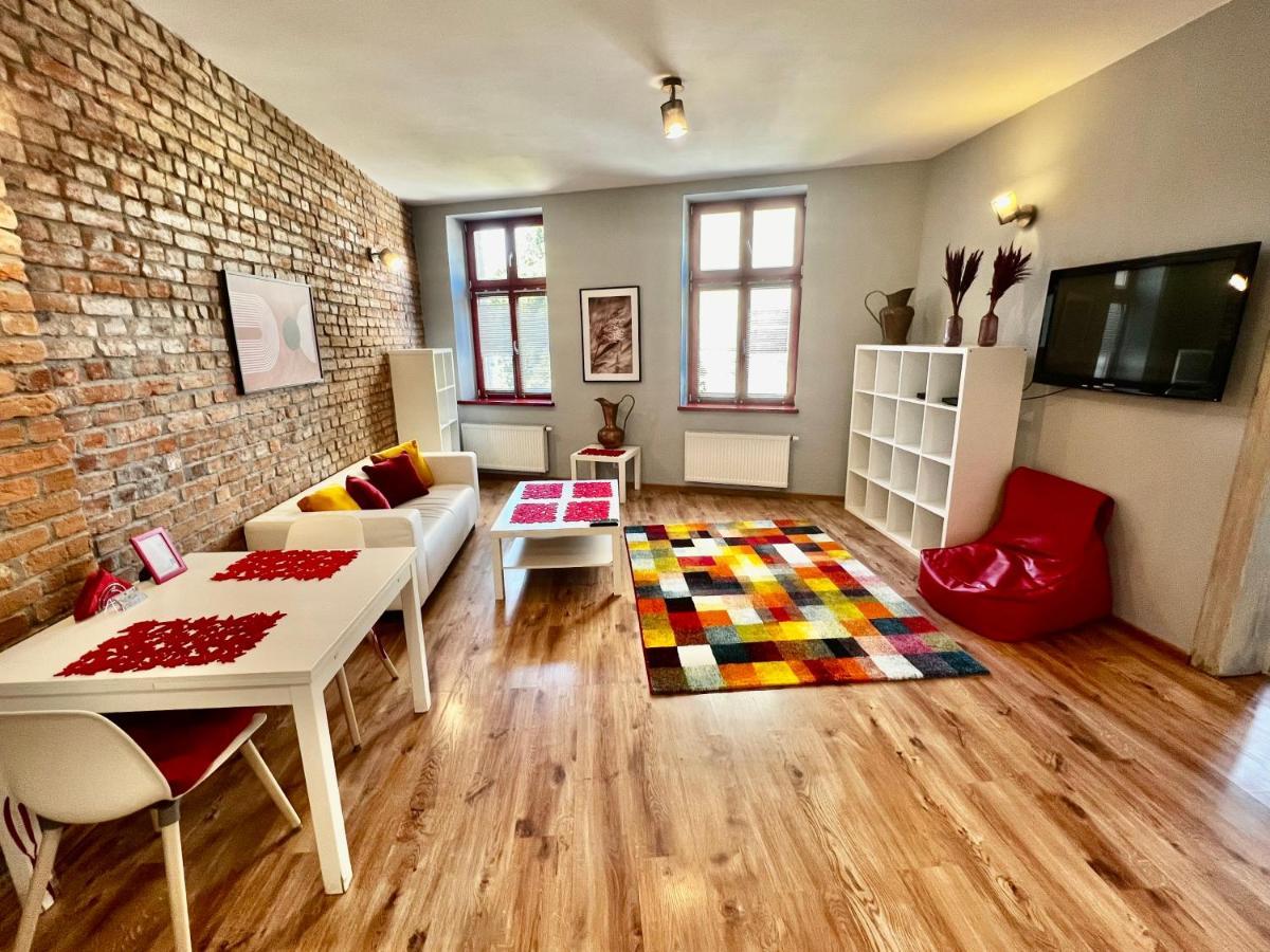 Red&Yellow Apartments Centrum Olsztyn  Exterior photo